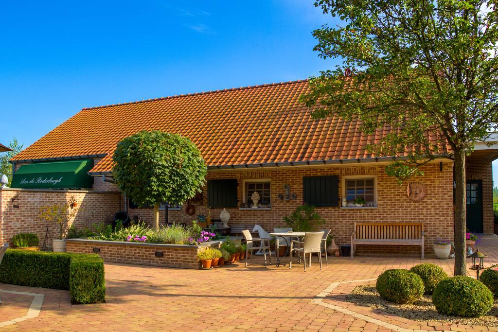 Vakantiehuis Aen De Roderburgh Maaseik Exterior photo